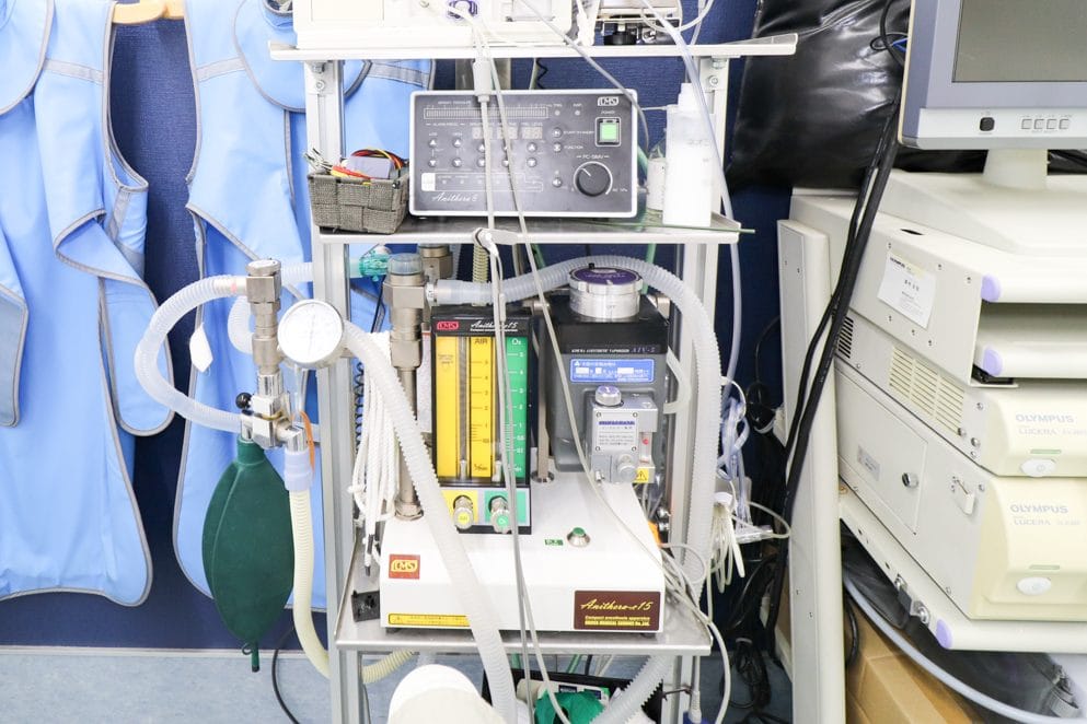 麻酔器および気化器